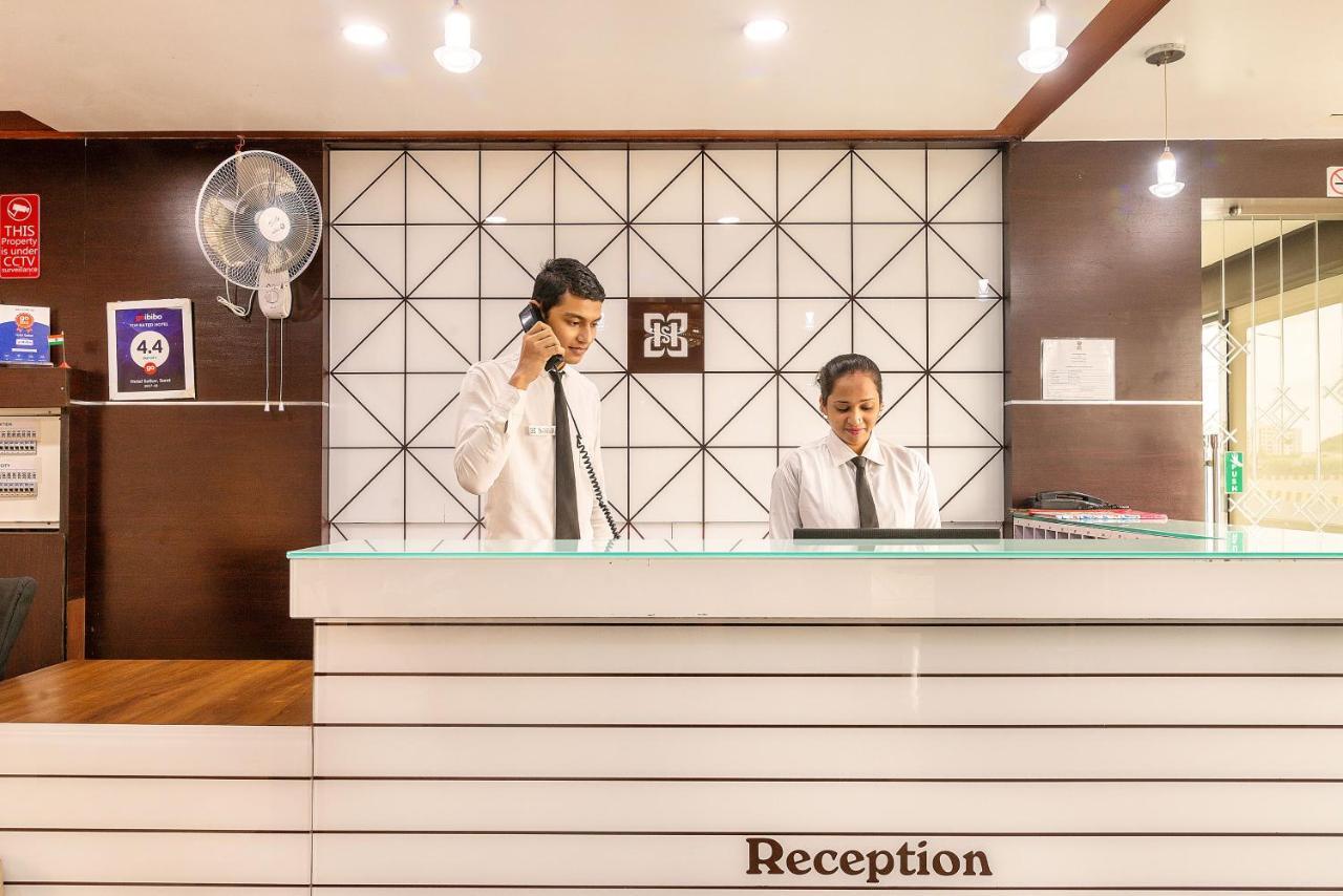 Hotel Satkar Surat Dış mekan fotoğraf